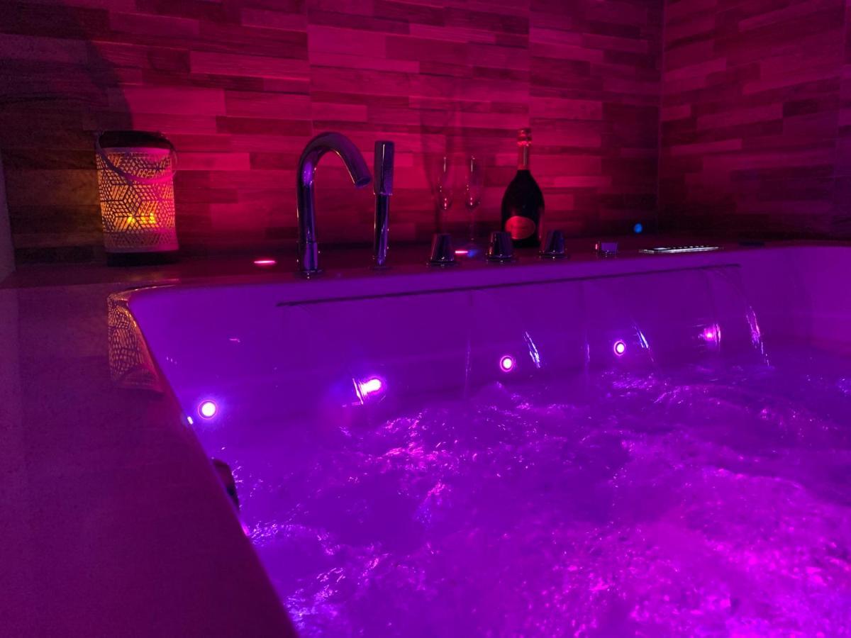 Appartement Cosy Jacuzzy Luxe Gare De Toulon Eksteriør bilde