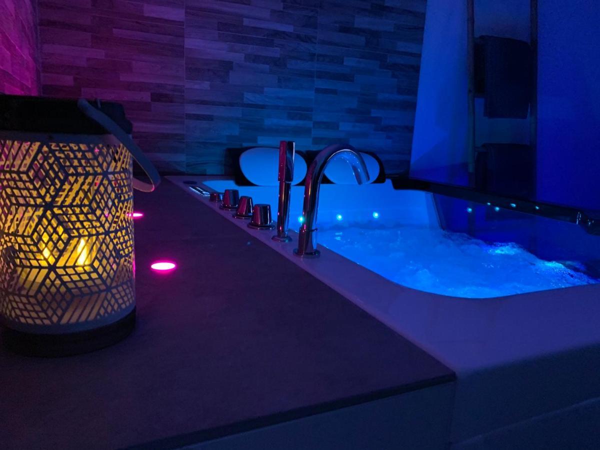 Appartement Cosy Jacuzzy Luxe Gare De Toulon Eksteriør bilde
