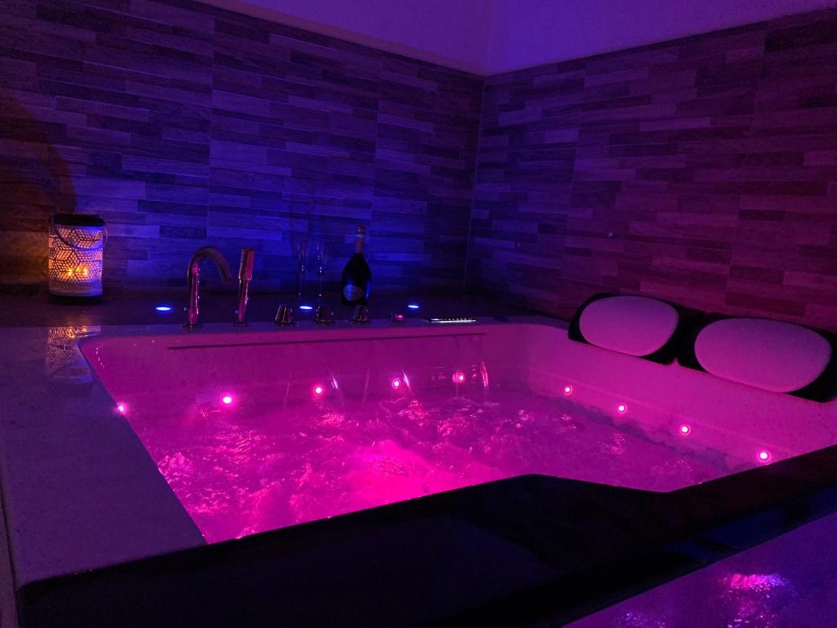 Appartement Cosy Jacuzzy Luxe Gare De Toulon Eksteriør bilde